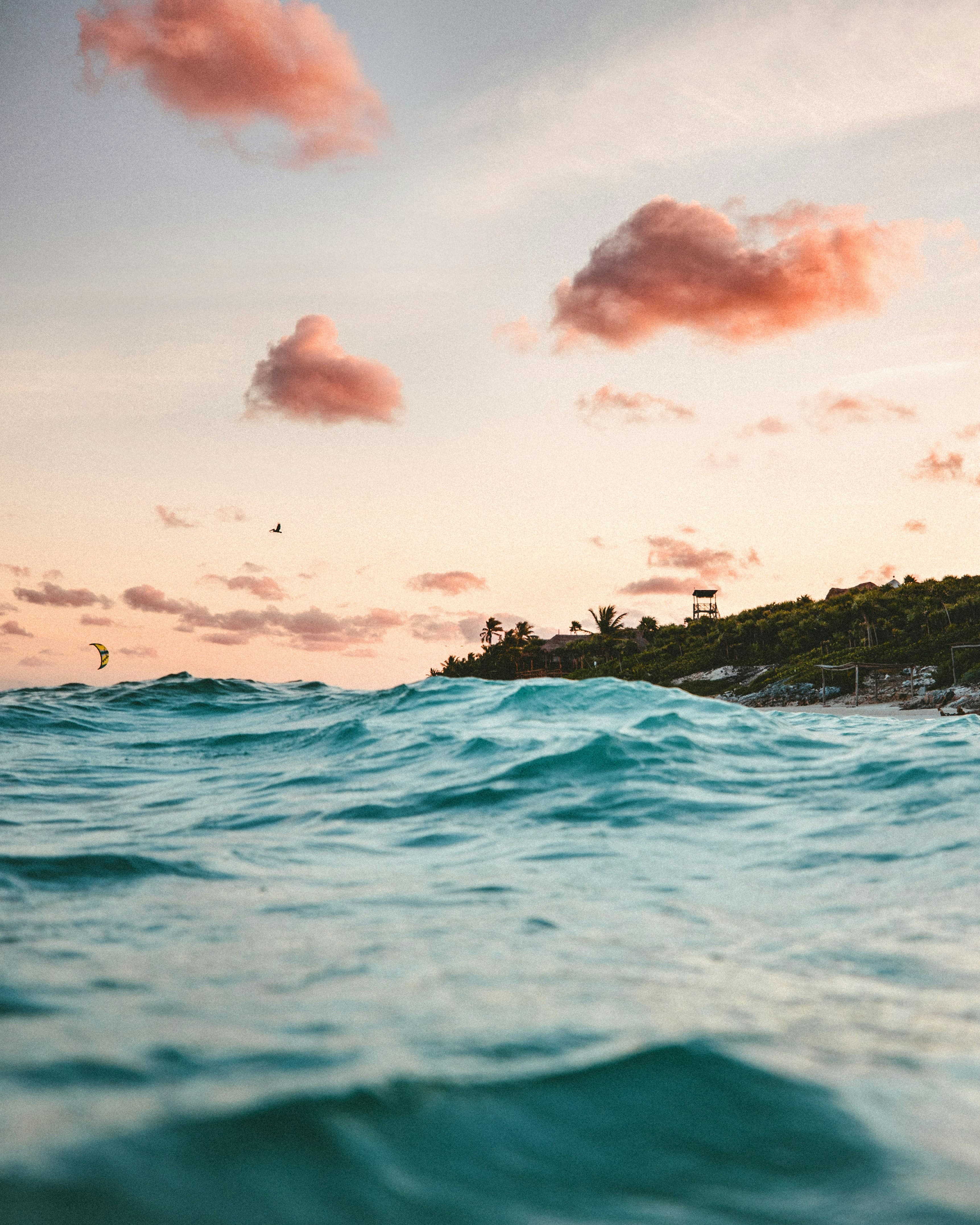 Ocean with sky background